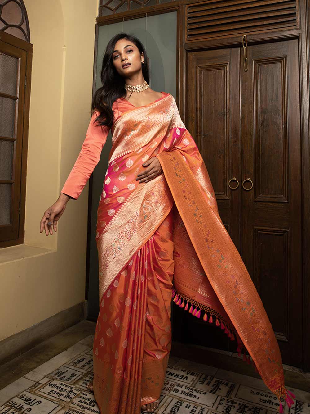 SGF11 Women's Kanjivaram Soft Silk Saree With Blouse Piece (Orange, Pink,  Golden) : Amazon.in: Fashion